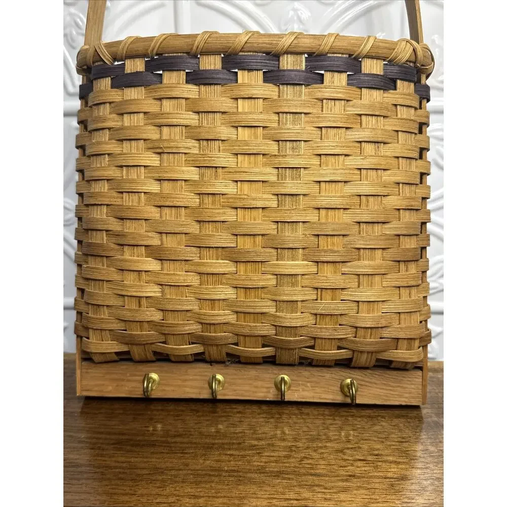 Vtg Woven Wall Hanging Basket Letter Key Holder Cottage Cabin Core